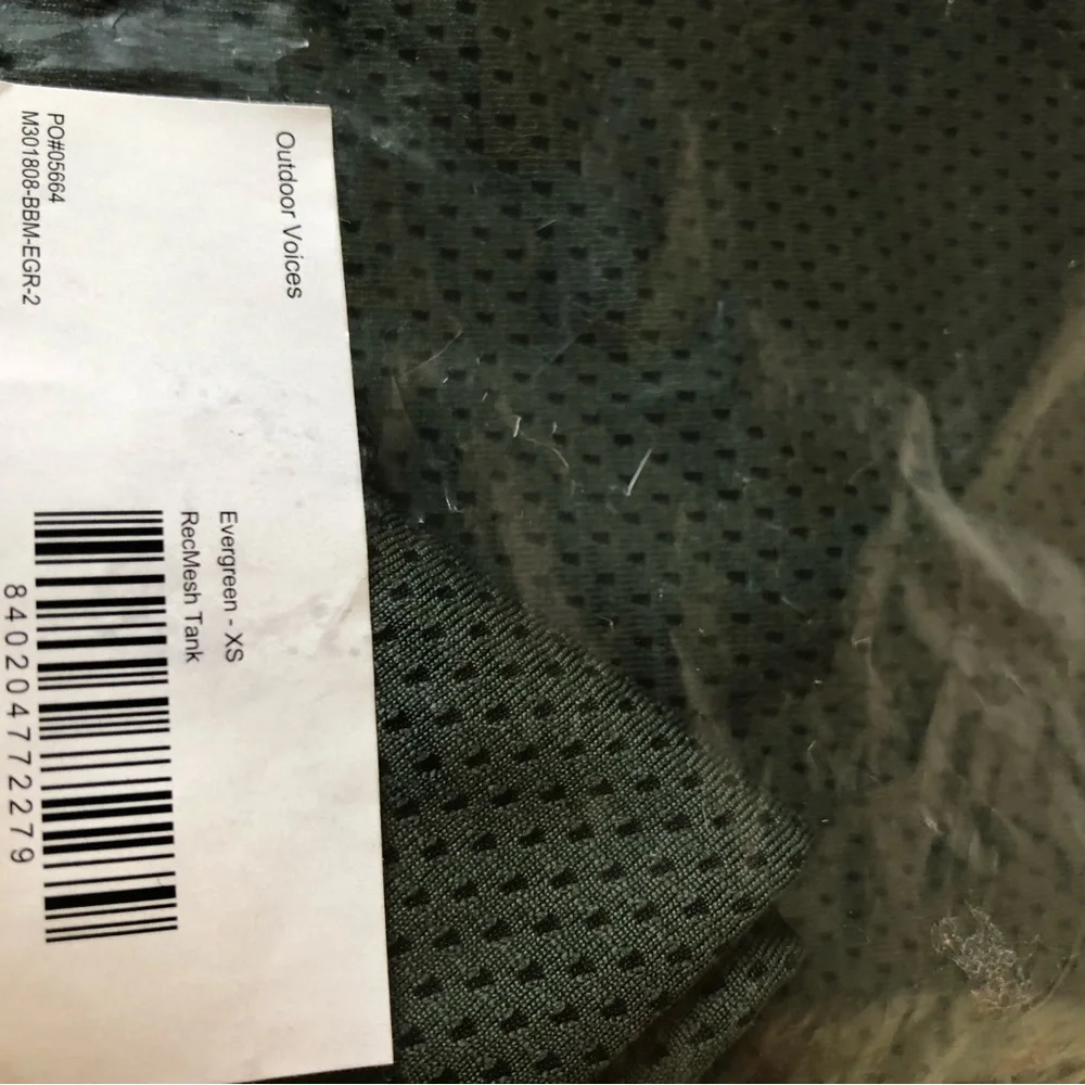 Outdoor Voices recycled mesh Tank XS New! - Picture 3 of 8